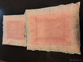 Retro plymo s peřinkama