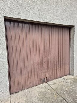Prodám plechová výklopná garážová vrata