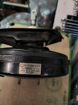 Posilovač brzd Felicia