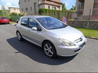 Peugeot 307 1.4 16V (65KW)