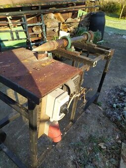 Štípačka na dřevo