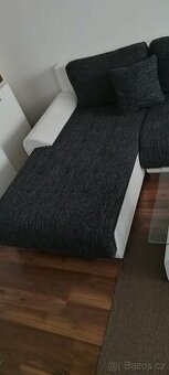 Velký rozkládací gauč