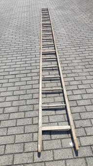 Prodám 3 dřevěné žebříky