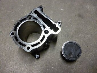 Yamaha X-city 250. Válec + píst.  od 2007