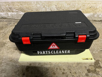 Mobilní myčka součástek