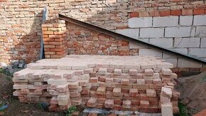 Cihly plné pálené z bouračky  - REZERVOVANO