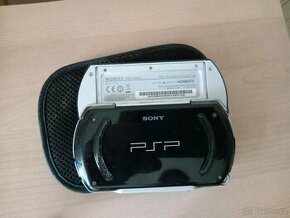 Sony PSP GO - 1