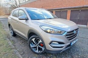 Hyundai Tucson, Navigace, kůže, kamera, Alu 19", 4x výhřev s