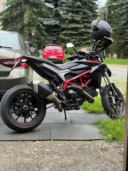 Ducati Hypermotard 821