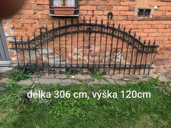 Okrasný plot
