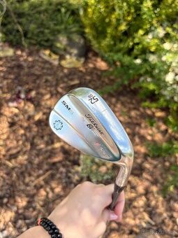 Titleist SM6 wedge 52