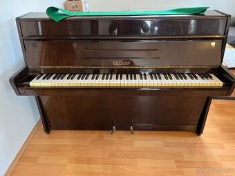 PETROF piano - 1