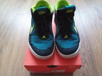 Tenisky Nike vel.38,5