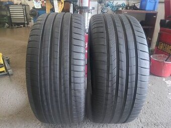 2xletní pneu 285/45/20.Bridgestone.