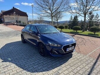 Hyundai i30 Fastback 1,4 T-GDI