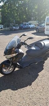 Suzuki Burgman 200, 2010, 15140km
