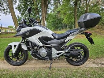 Honda NC 700X, DCT