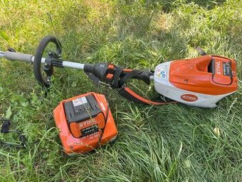 STIHL KMA200R plus Baterky a prislusentvi