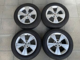 Originální zimní sada kol Velorum 205/60 R16