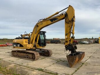 Pásové rypadlo CAT 318 C