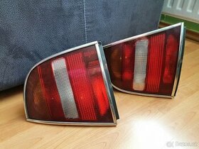 Zadní světla na Škoda Octavii