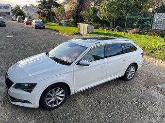 Škoda Superb Combi 2,0 Tdi 140 Kw - 1