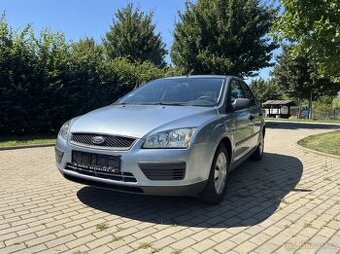 FORD FOCUS 1.6 74 KW TREND - BENZÍN