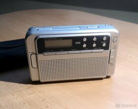 Světový radiopříjímač TCM