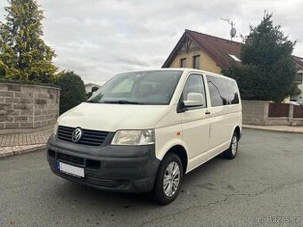 Wolsvagen Caravelle 1.9 TDI 75 kW 2008 .9 míst