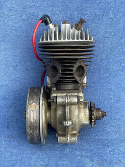 Jawa 250 Speciál FJ/Přírubová  - Motor