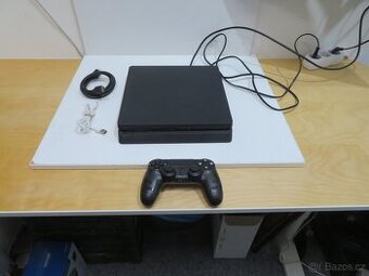 Herní konzole SONY PlayStation 4 Slim - 1TB CUH-2216B