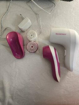 Čistící kartáček na obličej