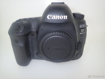 Canon EOS 5D Mark IV