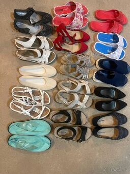 15 párů sandále, pantofle…vel. 36