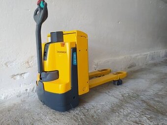 P: Jungheinrich EJE116