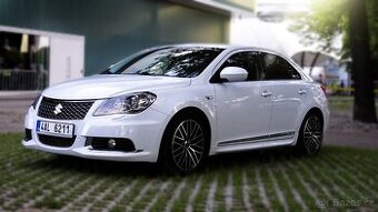 Suzuki Kizashi 2.4, 4x4, automat