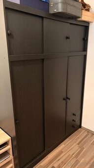 Šatní skříně, 2x