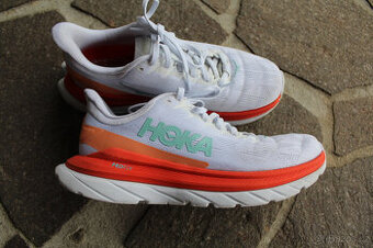 Běžecké boty Hoka  Mach 4 vel. 37.5
