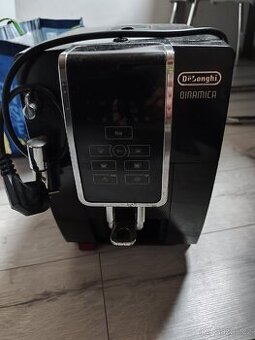 Kávovar DeLonghi