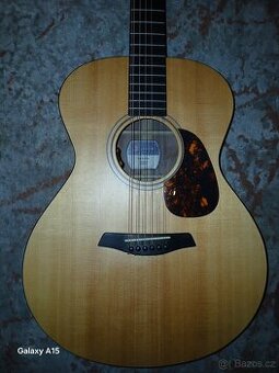 Elektroakustická kytara