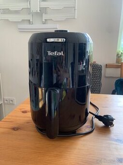 Horkovzdušná friteza Tefal Easy Fry Compact