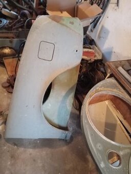 Škoda 100 - plecharina