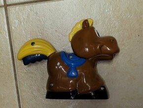 Koník - baterka od Fisher Prise