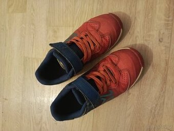 Tenisky decathlon vel 34