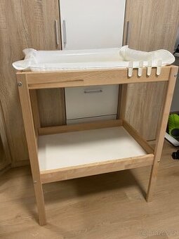 Ikea Sniglar Přebalovací stůl