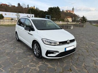 VW Touran R-LINE, 2.0 TDI 110KW DSG 64.300 km
