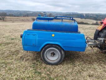 Cisternový přívěs (noty)