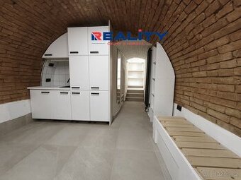 Pronájem originální micro-kanceláře 40 m² po kompletní rekon