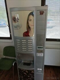 Nápojový automat na kávu - 1