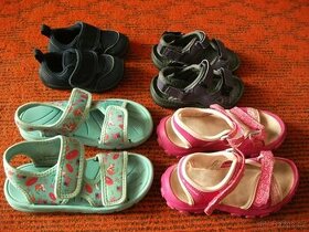 Dívčí obuv letní + gumovky - různé velikosti